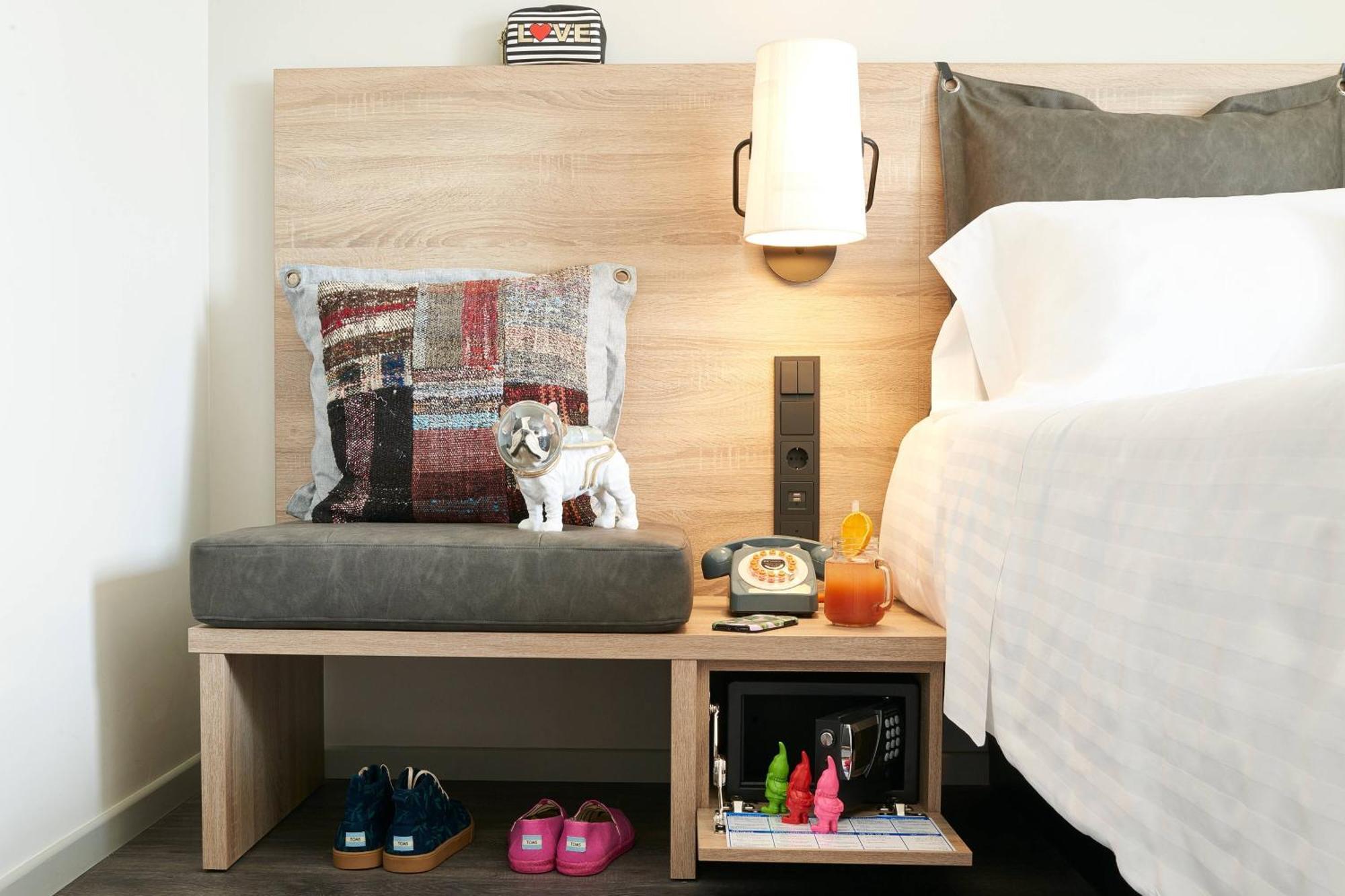 Moxy Marina 3*