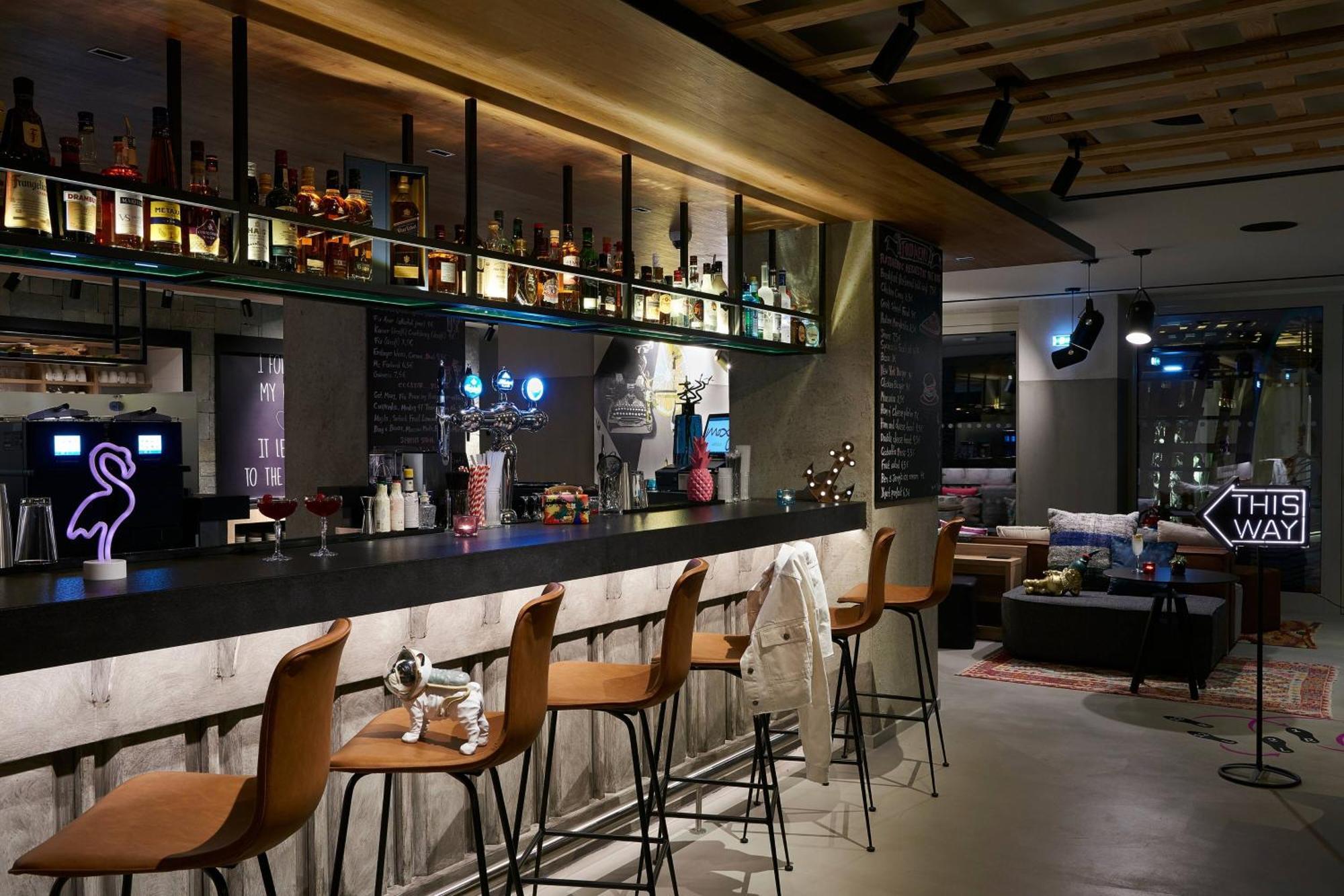 Moxy Marina Hotel